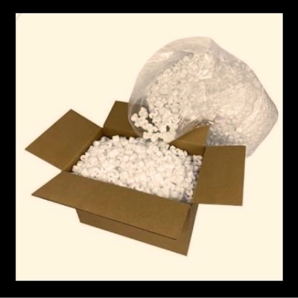 Peanut Packaging Material—Durable, Chic, and Ready to Ship! - Picture 10 of 11